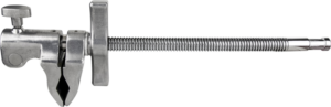 Kupo KCP-601 9" Super Viser Clamp -puristimessa on toisessa päässä puristusmekanismi ja toisessa päässä sylinterimäinen kahva, joka on ihanteellinen esineiden turvalliseen tarttumiseen asetusten aikana.
