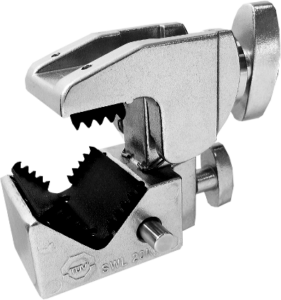 800q-01_119434 KUPO KCP-701 Convi Clamp w/Teeth - Silver -puristimessa on hammastetut leuat, säätöruuvit ja vankka kulmikas runko, jossa näkyy sen turvallinen tartuntamekanismi ja lukitusominaisuudet.