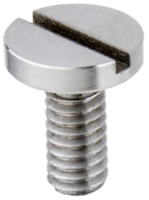 Lähikuva Kupo KS-165 1/4"-20-14x17 -kameraruuvista, jossa on litteä, pyöreä urainen pää litteäpäistä ruuvimeisseliä varten ja näkyvä kierreakseli tavallista taustaa vasten.