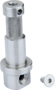 Kupo KS-346 5/8" (16mm) Baby Stud for Rock's Arm on metallinen sylinterimäinen työkalu, jossa on nupukoitu kahva, tasainen pyöreä pohja ja useita reikiä, kuvassa pienen kuusiokoloruuvin vieressä tavallisella pohjalla.