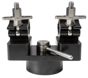 800q-01_122976 Kupo KS-669 Euro Paddle Mount is a precision metal holder with two adjustable cross-shaped holders, a central knob and a lever arm, ideal for holding objects during machining or laboratory work.
