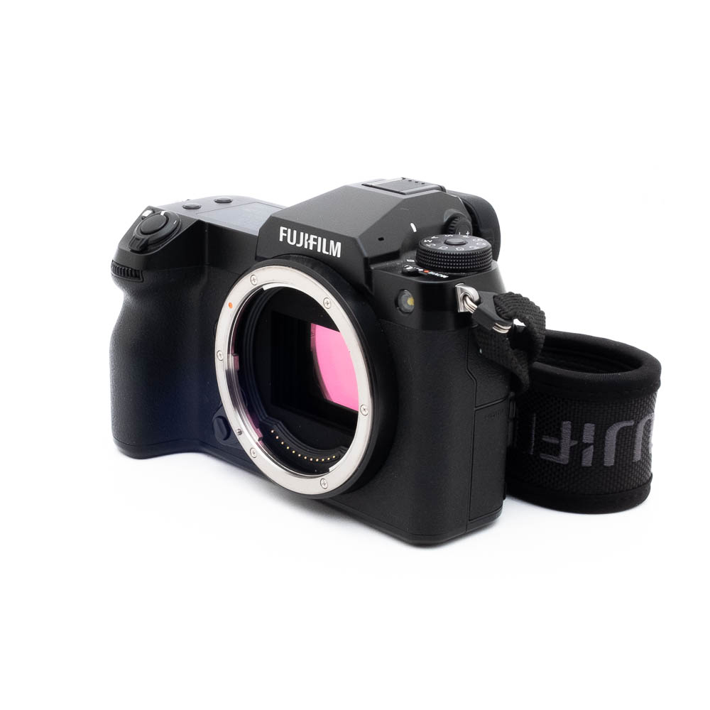 Fuji GFX50 II-4 Fujifilm GFX 50S II (SC 2400, takuu 12kk, sis. ALV 25,5%, Kunto K5) - Käytetty