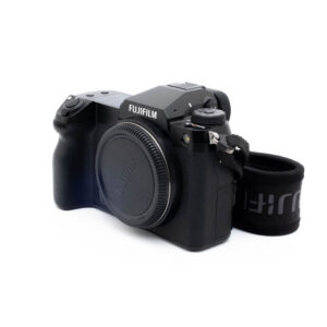 Fuji GFX50 II-5 Fujifilm GFX 50S II (SC 2400, takuu 12kk, sis. ALV 25,5%, Kunto K5) - Käytetty