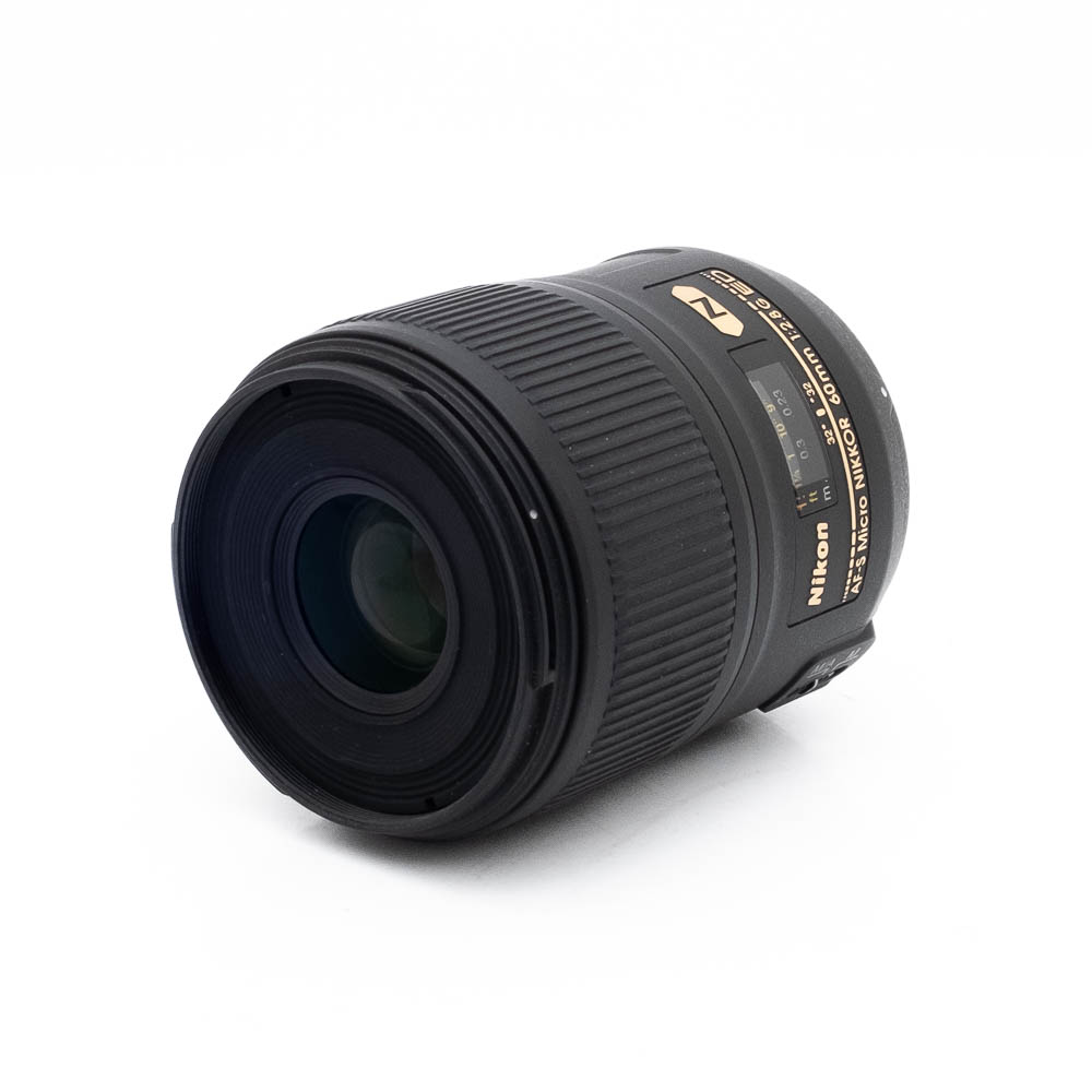 Nikon 60mm f28G ED-2 Nikon AF-S Micro-Nikkor 60mm f/2.8 G ED - Käytetty