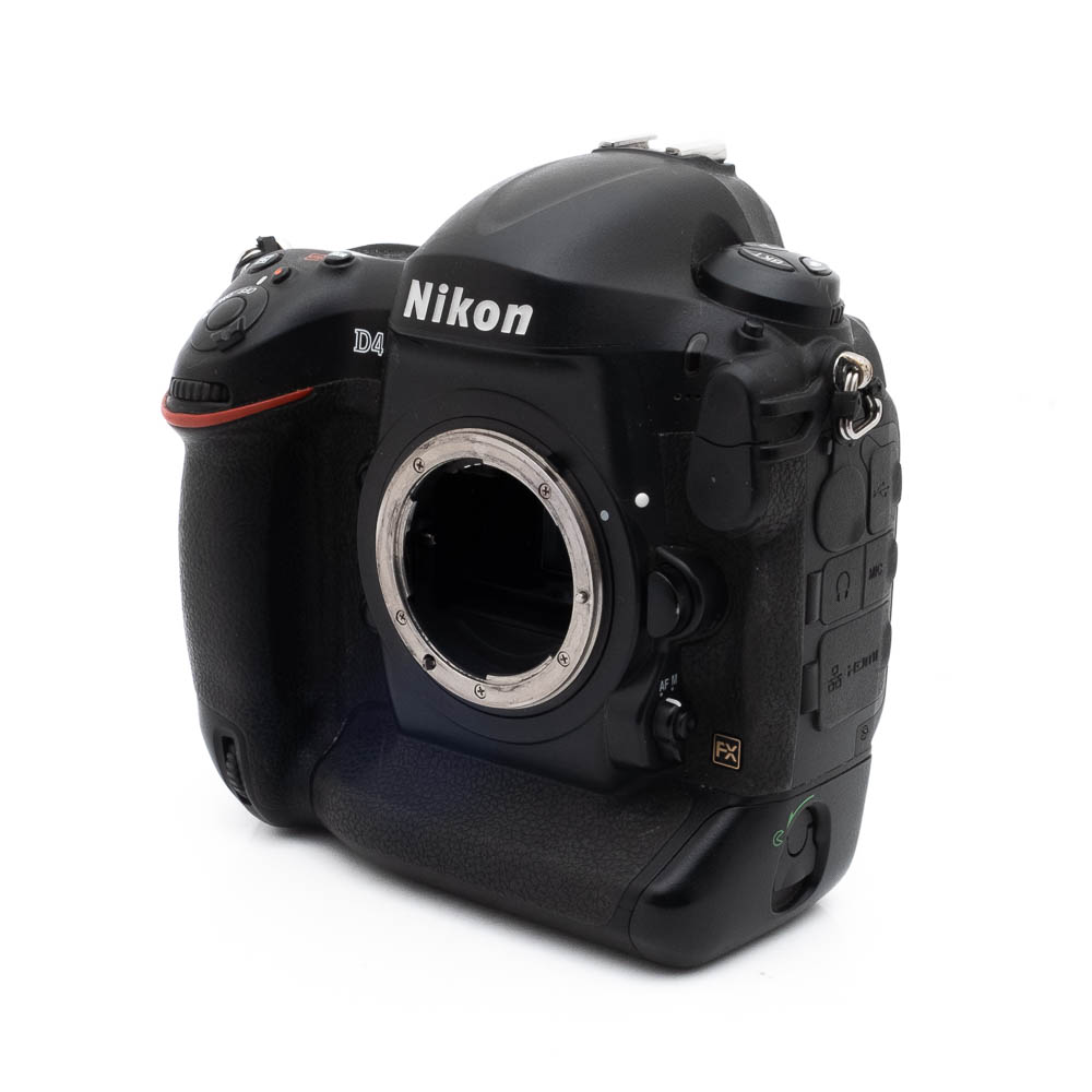 Nikon D4-4 Nikon D4 - Käytetty