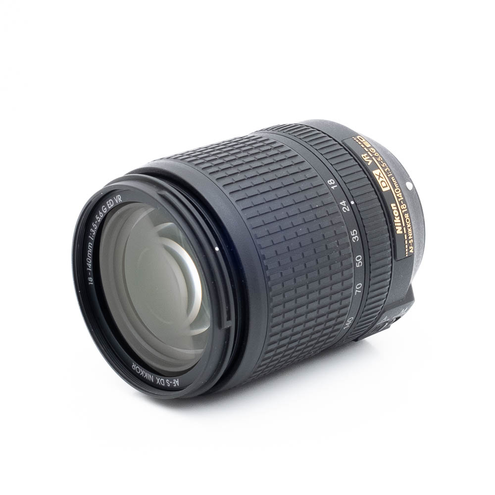 Nikon DX 18-140mm f35-56G ED VR-2 Nikon AF-S Nikkor 18-140mm f/3.5-5.6 G DX VR (Kunto K5) - Käytetty