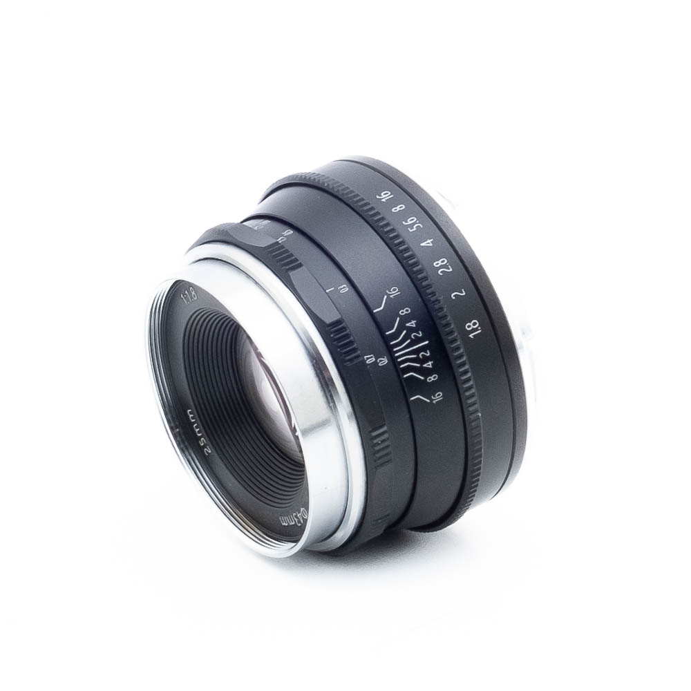Pergear 25mm f18-2 Pergear 25mm f/1.8 HD.MC Sony E (sis. ALV 25,5%) - Käytetty