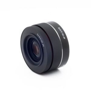 Samyang AF 35mm f28 Sony-2 Samyang AF 35mm f/2.8 Sony FE - Käytetty