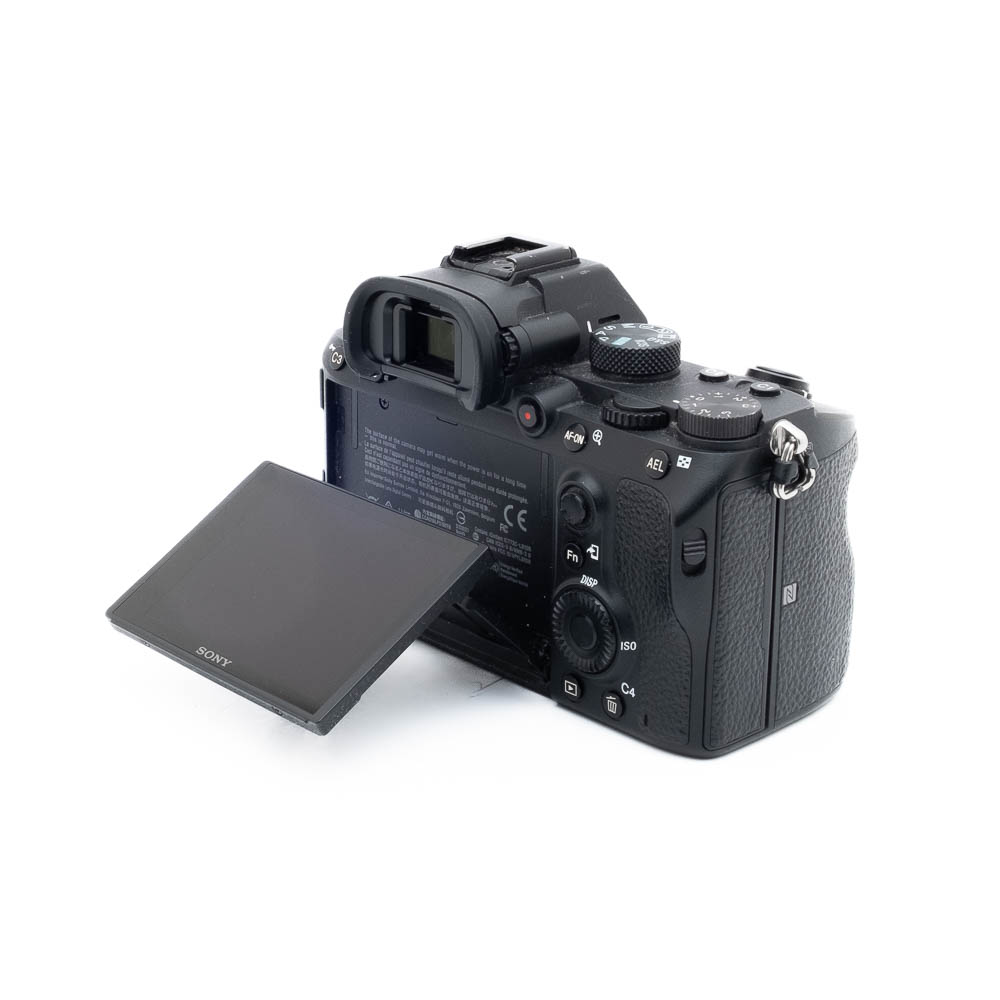Sony A7 III Sony A7 III (SC 28000) – Käytetty