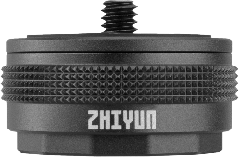 800q-01_110743 Zhiyun TransMount Quick Setup Adapter on musta kameran lisävaruste, jossa on kuvioitu kahva, metallinen yläruuvi ja ZHIYUN-tuotemerkki ja joka on suunniteltu kameroiden tai valojen nopeaan kiinnittämiseen.