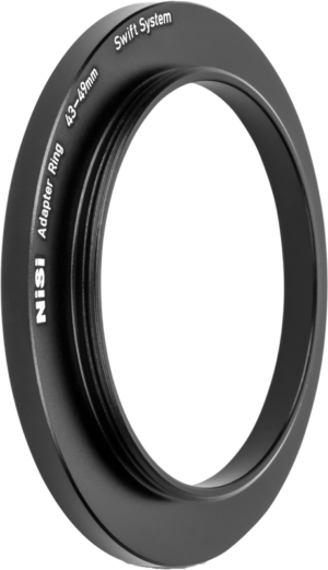 800q-01_128520 NiSi Filter Swift System Adapter Ring 43-49mm -soviterengas on musta, ja se on esitetty valkoista taustaa vasten.