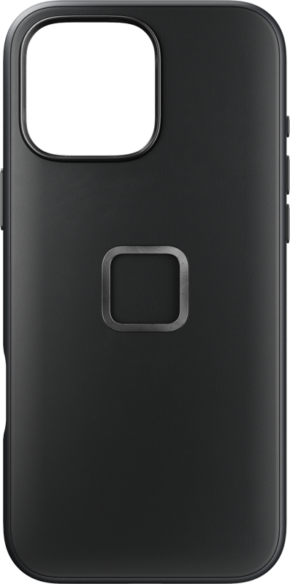 800q-01_128876 Mustassa Peak Design Mobile Everyday Clarino -kotelossa iPhone 16 Pro Max -puhelimelle on neliönmuotoinen metallinen kehä keskellä ja suuri kamera-aukko vasemmassa yläkulmassa.
