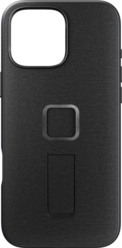 800q-01_128879 Peak Design Mobile Everyday Loop -kotelossa iPhone 16 Pro Max -puhelimelle hiilenvärisenä on harjattu rakenne, suuri vasemman yläreunan kameraleikkaus ja suorakulmainen potkulaite.