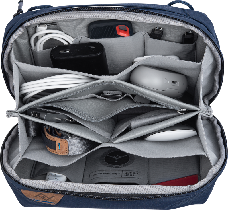 800q-03_128858 Peak Design Tech Pouch – Midnight