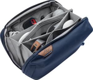 800q-04_128858 Peak Design Tech Pouch – Midnight