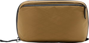 800q-05_127968 Peak Design Wash Pouch – Coyote