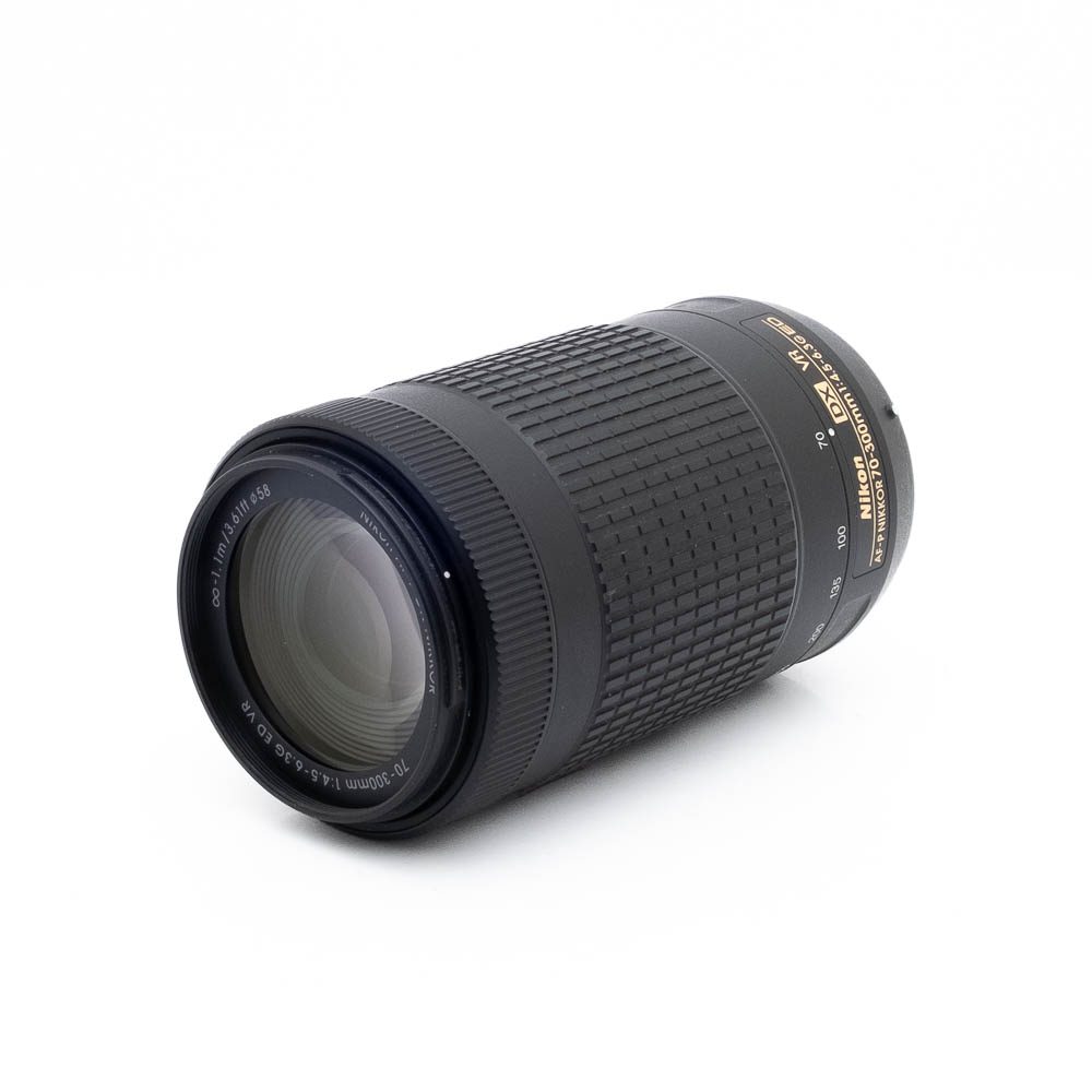 Nikon AF-P 70-300mm f45-63 DX VR ED G-2 Nikon AF-P Nikkor 70-300mm f/4.5-6.3G ED DX VR - Käytetty