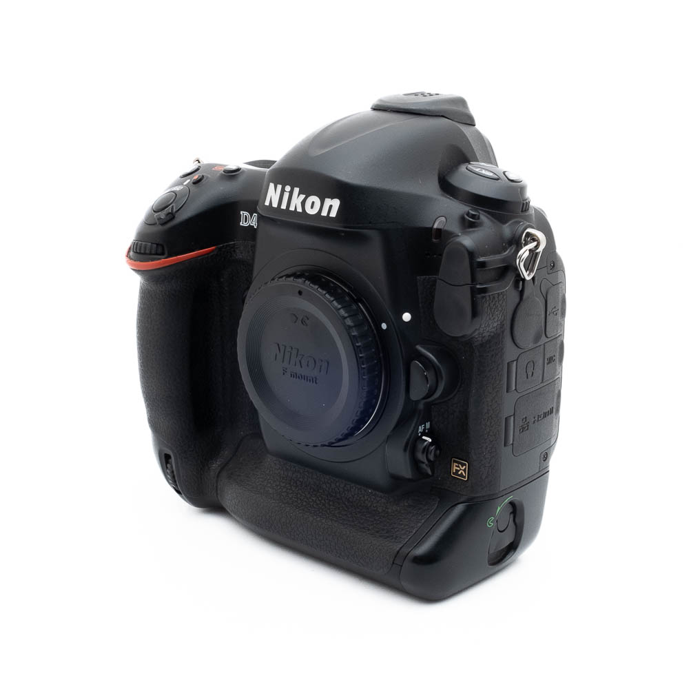 Nikon D4 9352-5 Nikon D4 (SC 109000) - Käytetty