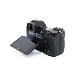 Nikon Z6 II 1515-3 Nikon Z6 II (SC 200, Kunto K5, takuu 6kk) - Käytetty