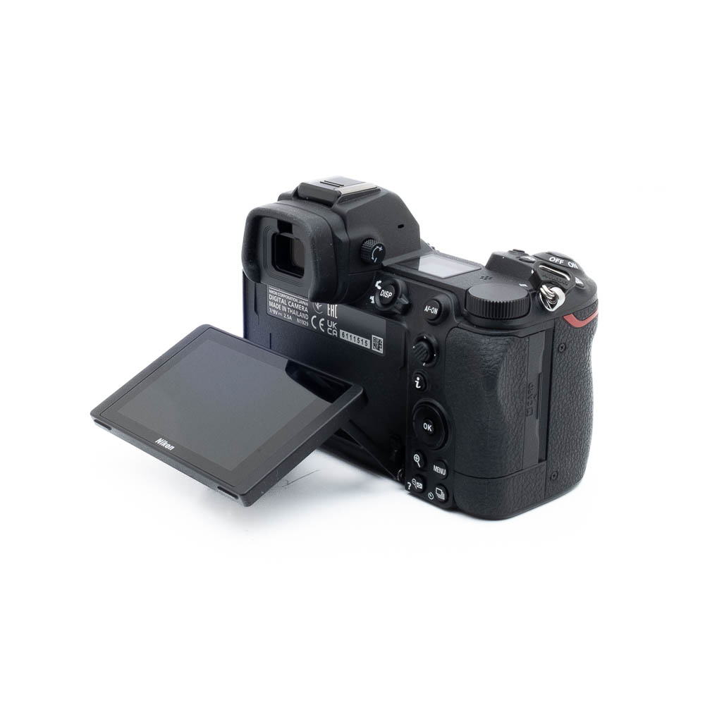 Nikon Z6 II 1515-3 Nikon Z6 II (SC 200, Kunto K5, takuu 6kk) - Käytetty