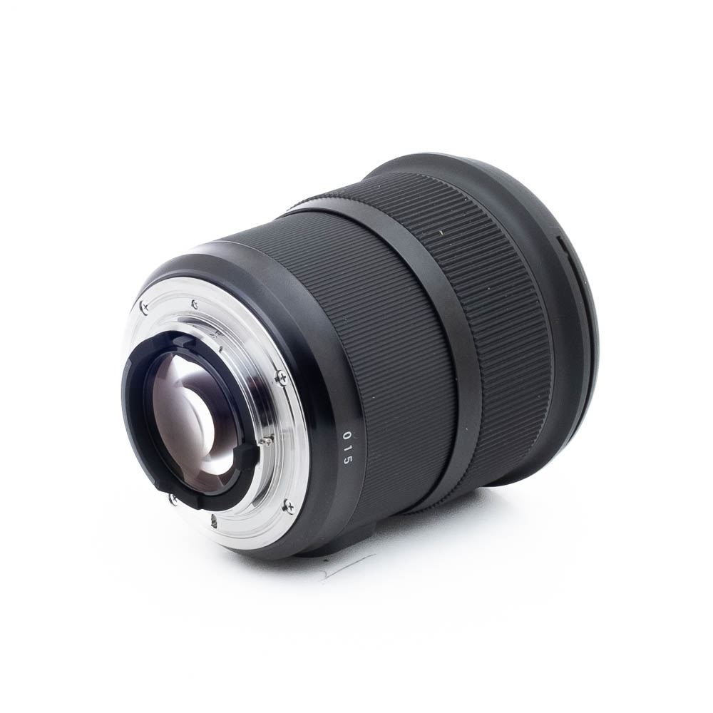 Sigma 24mm f14 DG Nikon-1 Sigma Art 24mm f/1.4 DG Nikon F - Käytetty