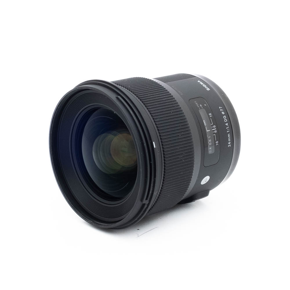 Sigma 24mm f14 DG Nikon-2 Sigma Art 24mm f/1.4 DG Nikon F - Käytetty