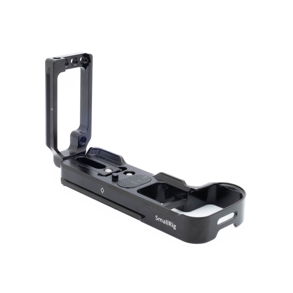 Smallrig Z6 II L-rauta-1 SmallRig 2258 L-Bracket for Nikon Z6 and Nikon Z7 Camera - Käytetty