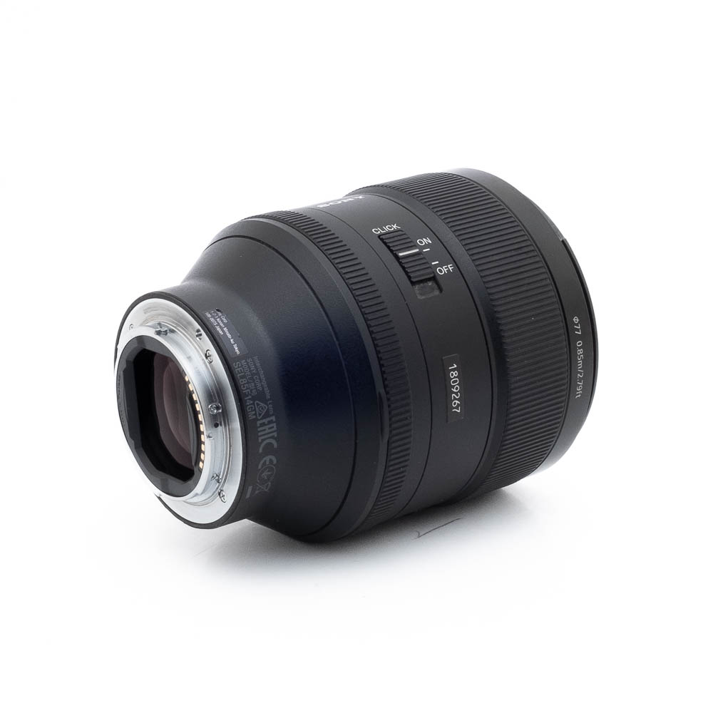 Sony 85mm f14 GM-1-2 Sony FE 85mm f/1.4 GM (sis. ALV 25,5%, takuu 6kk) - Käytetty