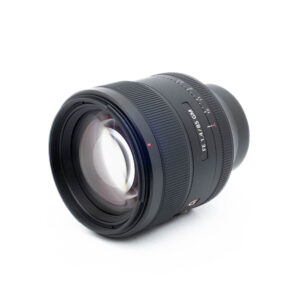 Sony 85mm f14 GM-2-3 Sony FE 85mm f/1.4 GM (Kunto K5, takuu 6kk) - Käytetty