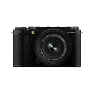 x-m5m-15-45_8 Fujifilm X-M5 + XC 15-45mm f/3.5-5.6 - Musta