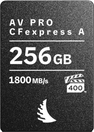 Mustassa Angelbird CFexpress Type A -muistikortissa, jossa on valkoinen teksti, on 256 Gt:n kapasiteetti, 1800 Mt/s lukunopeus ja VPG400-merkinnällä varustettu filmikuvake.