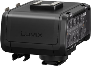 800q-02_107495 Panasonic XLR1 -mikrofonisovitin