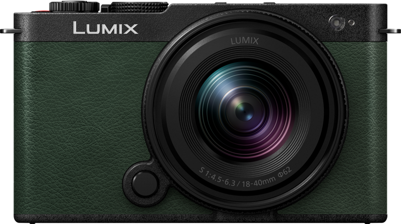 800q-02_129816 Panasonic Lumix S9 Dark Olive + 18-40mm f/4.5-6.3