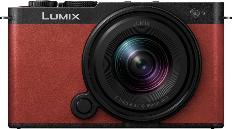 800q-02_129817 Panasonic Lumix S9 Crimson Red + 18-40mm f/4.5-6.3