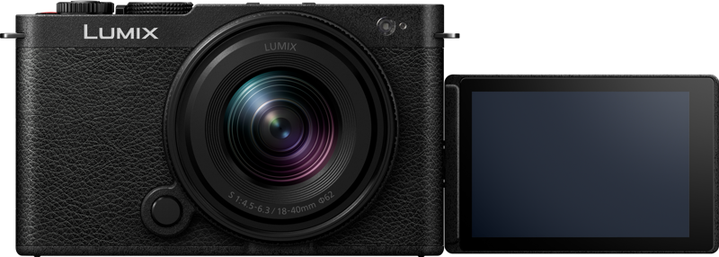 Panasonic Lumix S9 Jet Black + 18-40mm f/4.5-6.3