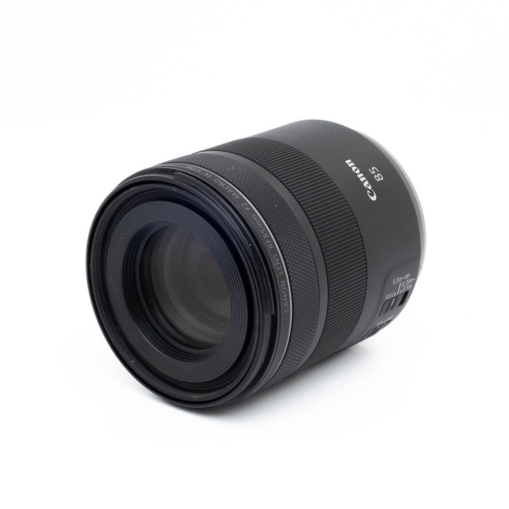 Canon RF 85mm f2 Macro IS STM-2-2 Canon RF 85mm f/2 Macro IS STM (sis. ALV 25,5%, takuu 12kk) – Käytetty