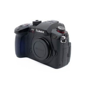Lumix GH5 II-5 Panasonic Lumix GH5 II (SC 3000) - Käytetty