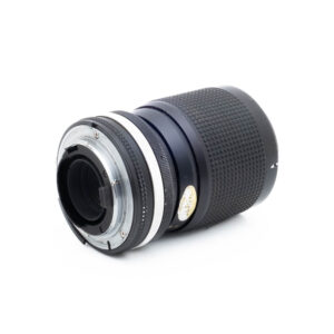 Nikkor 35-105mm f35-45-1 Nikon Zoom-Nikkor 35-105mm f/3.5-4.5 Ai-s - Käytetty