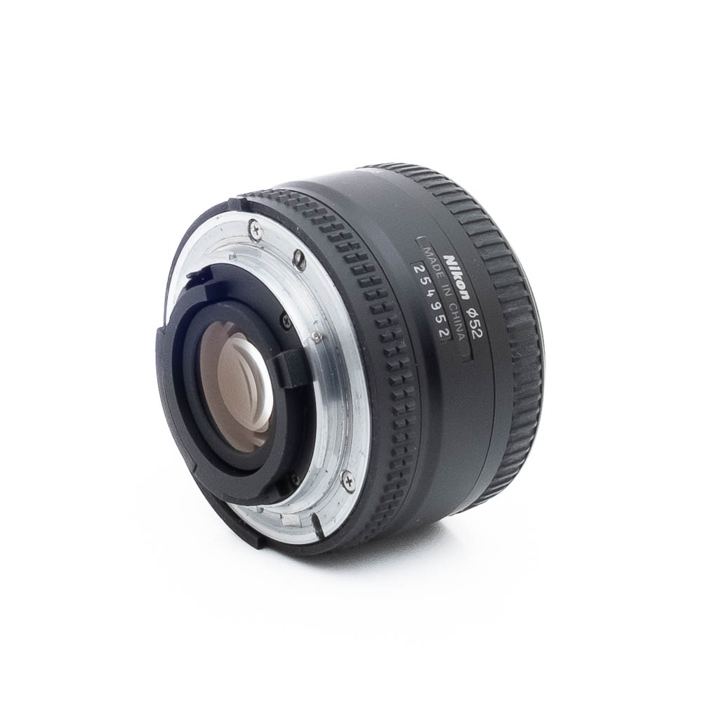 Nikon 50mm f18 D-1 Nikon AF Nikkor 50mm f/1.8 D - Käytetty