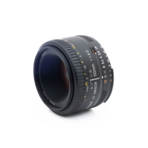 Nikon 50mm f18 D-2 Nikon AF Nikkor 50mm f/1.8 D - Käytetty