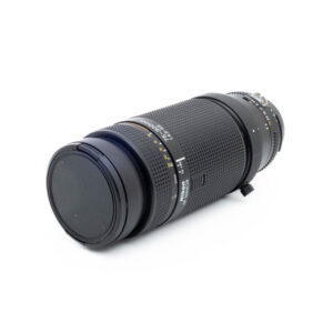 Nikon 75-300mm f45-56 D-3 Nikon AF Nikkor 75-300mm f/4.5-5.6 - Käytetty