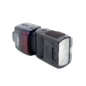 Nikon SB-700 salama - Käytetty