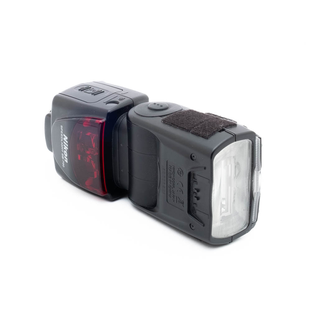 Nikon SB-700 salama - Käytetty