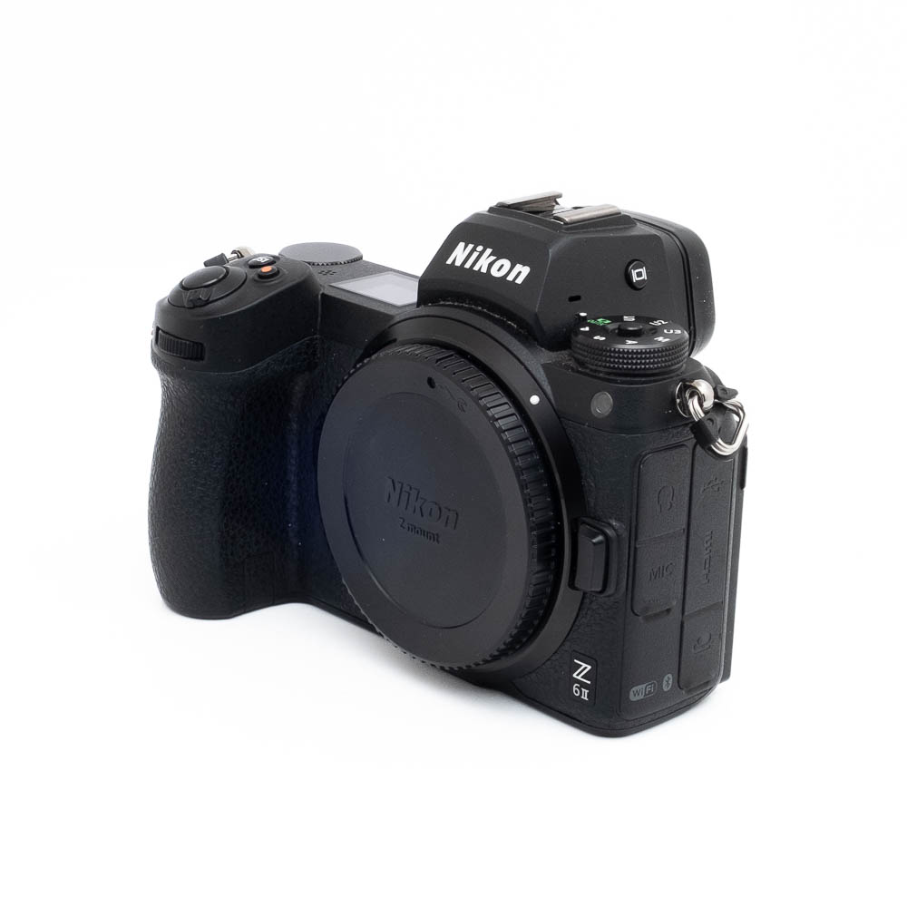 Nikon Z6 II 5253-5 Nikon Z6 II (SC 17500, takuu 6kk, sis. ALV 25,5%) - Käytetty