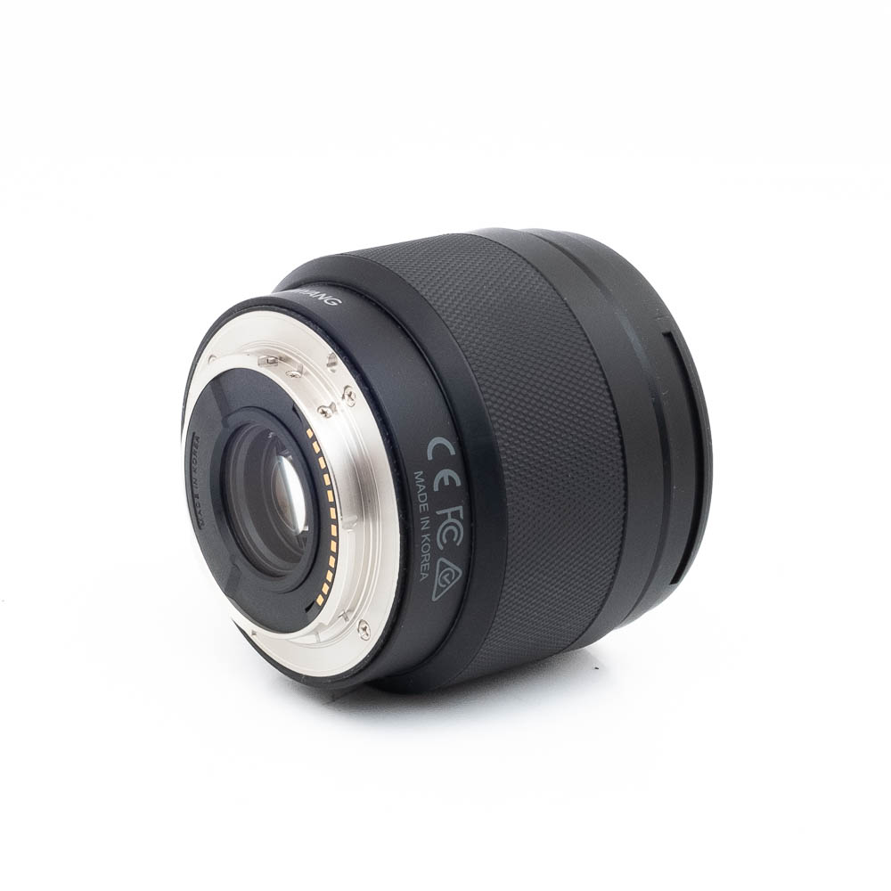 Samyang 12mm f2 Sony E-1 Samyang AF 12mm f/2 Sony E (Kunto K5) - Käytetty