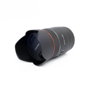 Samyang AF 24mm f/1.8 Sony FE (takuu 6kk) - Käytetty