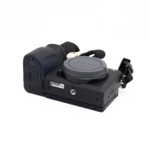 Sony A6500 0272-1 Sony a6600 (SC 300, Kunto K5, takuu 6kk) - Käytetty