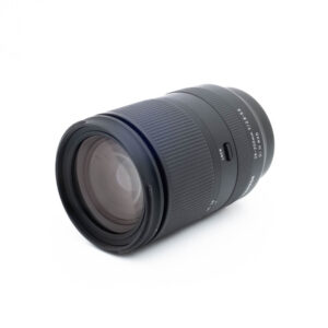 Tamron 28-200mm f28-56 Di III RXD Sony-2-2 Tamron 28-200mm f/2.8-5.6 Di III RXD Sony FE - Käytetty