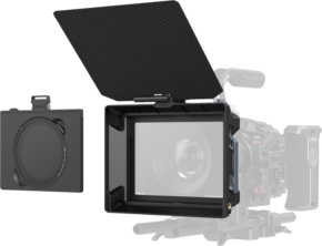 800q-01_130240 SmallRig 5011 Matte Box Kit with CPL & VND Filters näkyy kameraan kiinnitettynä, ja siinä on suuri ylälippu, ja vasemmalla on erikseen esillä pyöreä suodatin.