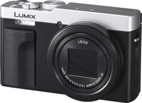 800q-01_130674 Hopeinen Panasonic Lumix TZ99 -kompaktikamera, jossa on näkyvä Leica-objektiivi, yläreunassa olevat säätimet ja kuvioitu vasemmanpuoleinen kahva.